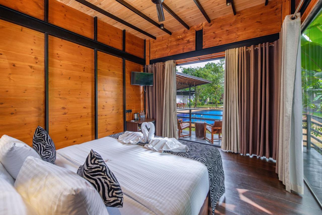 Atha Resort Sigiriya Exterior photo A room at the resort