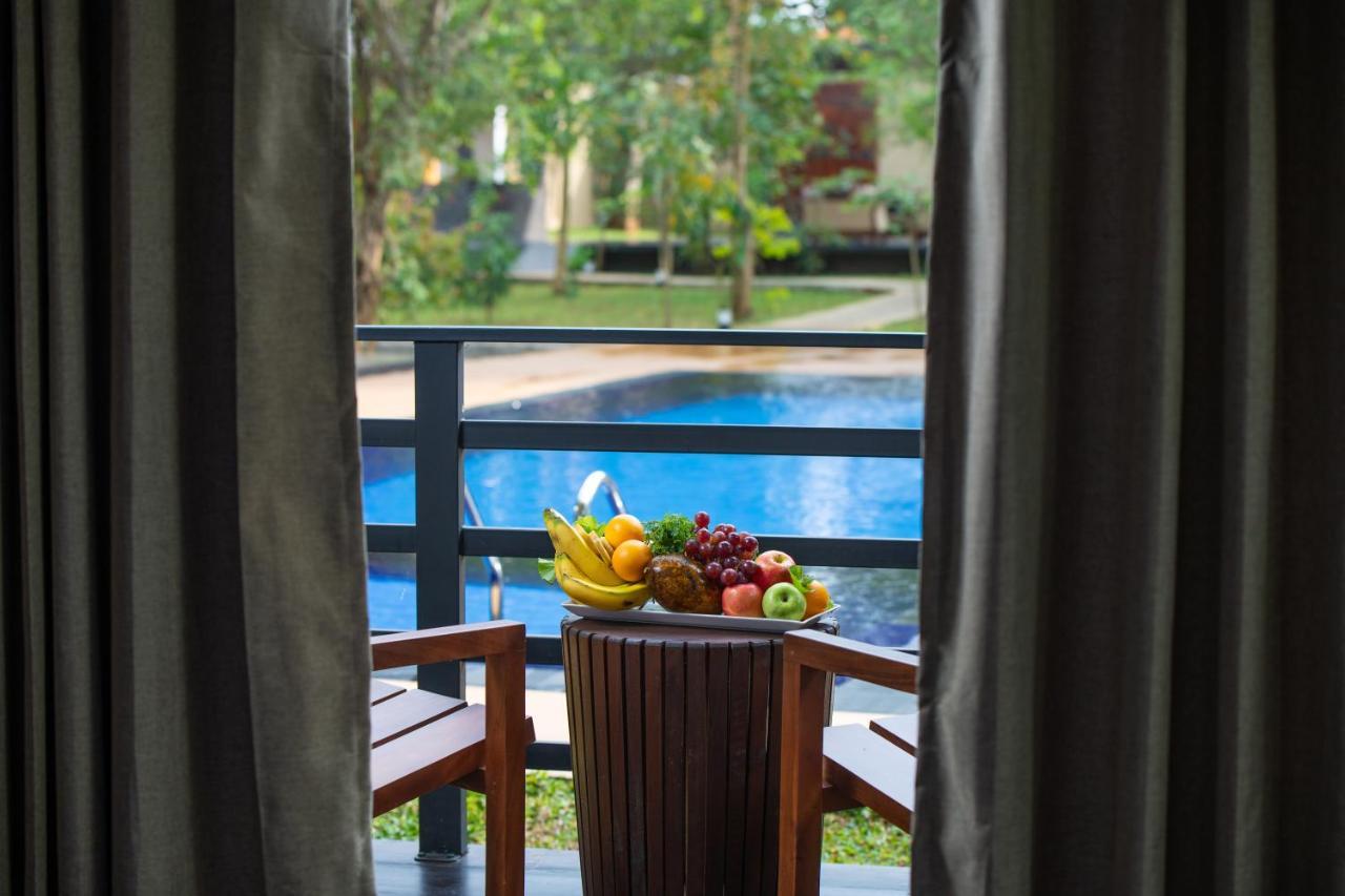 Atha Resort Sigiriya Exterior photo The swimming pool at the hotel